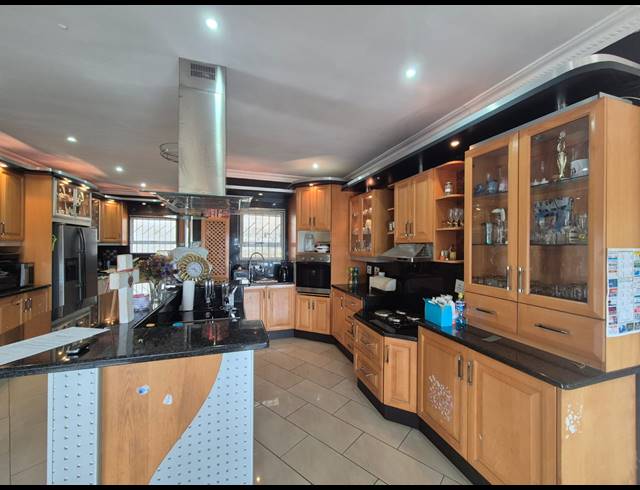 3 BEDROOM HOUSE FOR SALE IN SOMERSET PARK